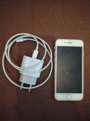 iPhone 8
