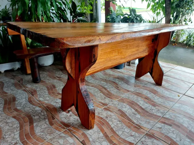 Mesa rústica 