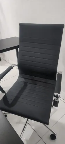 Esteirinha fixa cromada ,cor preta