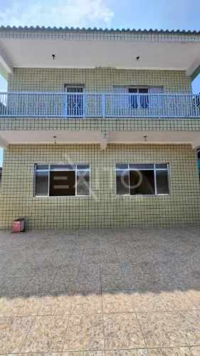 Excelente Sobrado a Venda no Jardim Boa Esperança em Guarujá Litoral de Sp