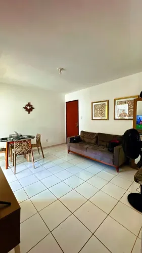 WAL- VENDO APARTAMENTO COM SUÍTE E VARANDA