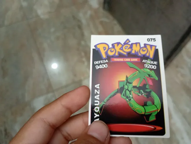 Card versão "GENERATIONS" TRADING CARD GAME DO "RAYQUAZA