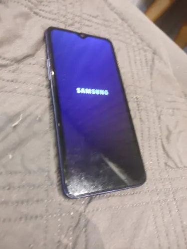 Samsung A20s