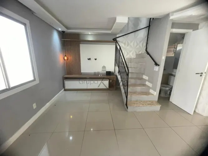 Casa em Condomínio - Vila São Geraldo - Residencial Jardim Girassol ll - 3 Dormitórios - 8