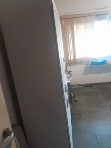 Guarda Roupas Solteiro 4 portas e duas Gavetas