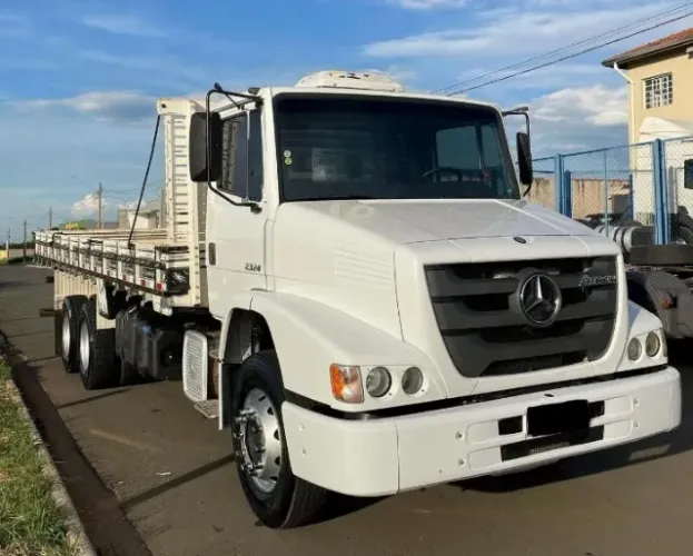 Mb Atron 2324 6x2 - 2016 Carroceria