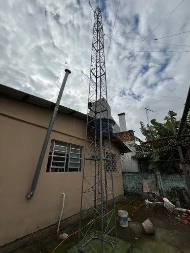 Vendo torre de ferro galvanizado (3 blocos)