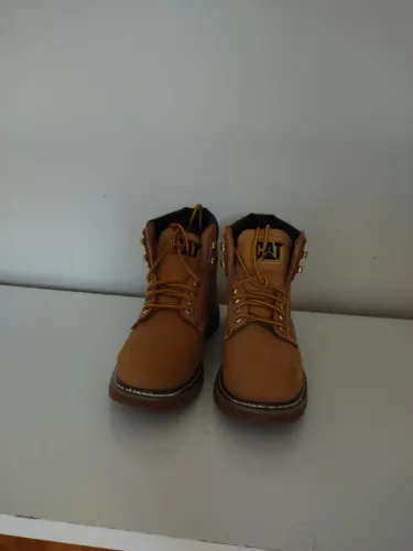 Bota Caterpillar Second Shift Honey