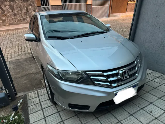 Honda City Sedan LX 1.5 Flex 16V 4P Aut. 2013