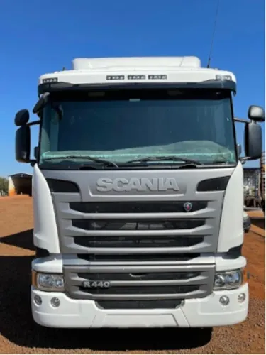 DIREÇÃO  HIDRÁULICA, CONTROLE DE TRAÇÃO  6X4, TRANSMISSÃO  AUTOMÁTICA