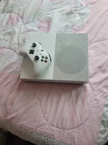 Xbox One Branco + Controle 1TB