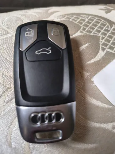 Chave presencial Audi