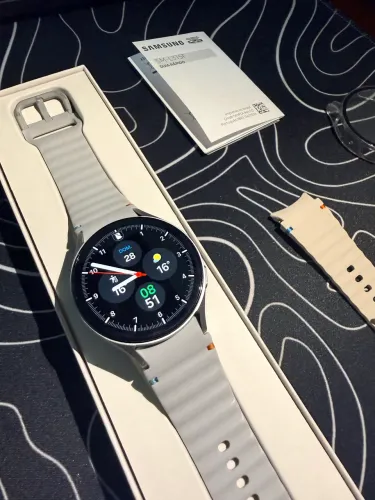 Galaxy Watch7 LTE 44mm - Sem detalhes
