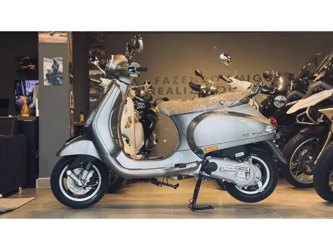 Piaggio Vespa classic vxl 150 2025