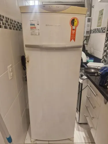 Geladeira Brastemp Frost Free 342L - Classe A