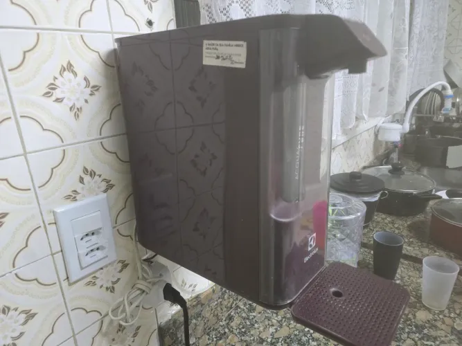 Purificador de água da linha Electrolux Acqua Pure