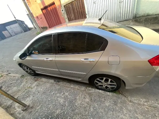 Honda City Sedan EXL 1.5 Flex 16V 4P Aut. 2011