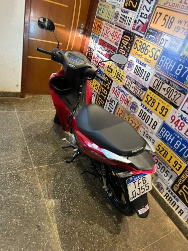 Biz 2025 apenas 4 mil km rodados