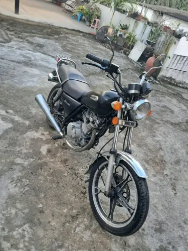 Suzuki Intruder 125 2008