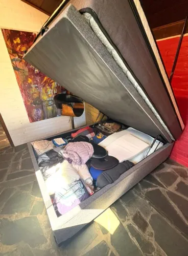 CAMA BOX BAÚ CASAL GAZIN MAXIMUS - 1 ANO DE USO