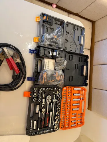 Vendo um kit de ferramenta 