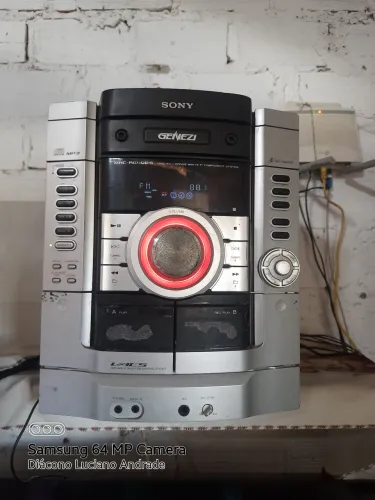Cabeça de som Sony genezi mhc-RG490s,só funciona rádio AM, FMM