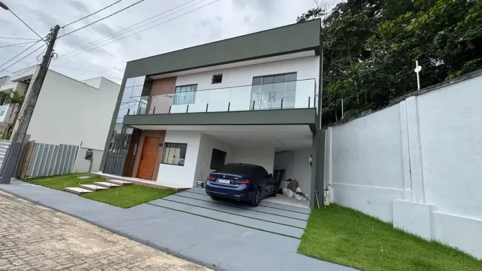 QUARTZO CONDOMÍNIO VERDE, CASA 210M², 4 QUARTOS SENDO 2 SUÍTES, 2 VAGAS, MANGUEIRÃO