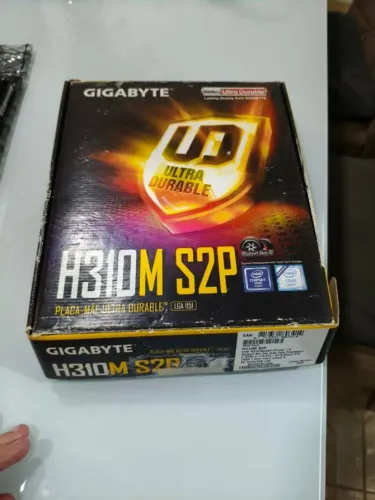 I3 8100 + H310M S2P REV 1.0 Gigabyte