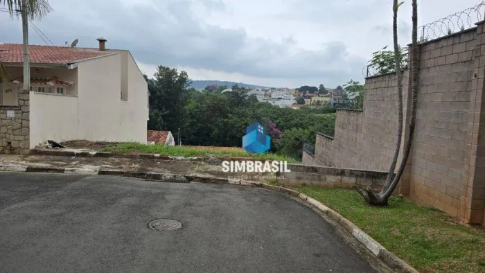 Terreno à venda no condomínio Mirante do Lenheiro (Valinhos/SP)