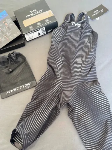 Traje Natação Tecnológico Tyr