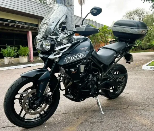 TIGER TRIUMPH XRX - ÚNICO DONO- PRETO FOSCO - SEM DETALHES !
