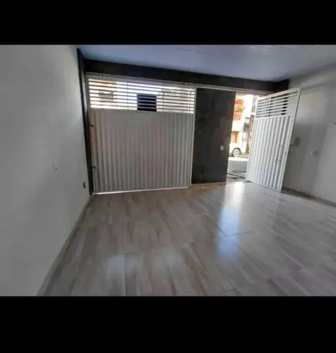 Vendo casa na Estrutural com excelente condições de compra