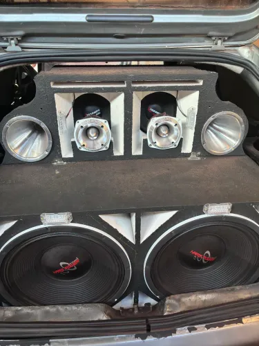 SOM AUTOMOTIVO 4 VIAS