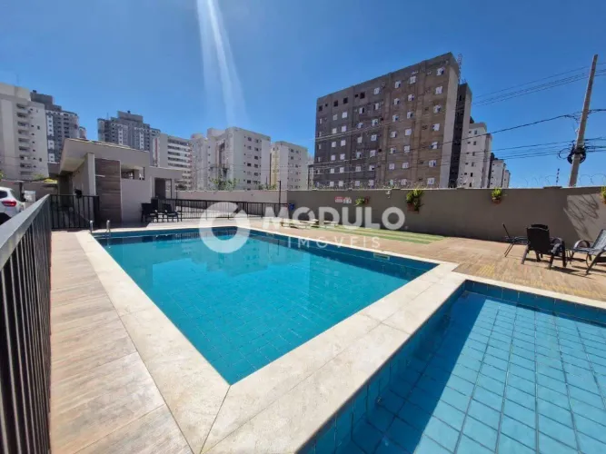 Apartamento disponível para locação no bairro Laranjeiras.
