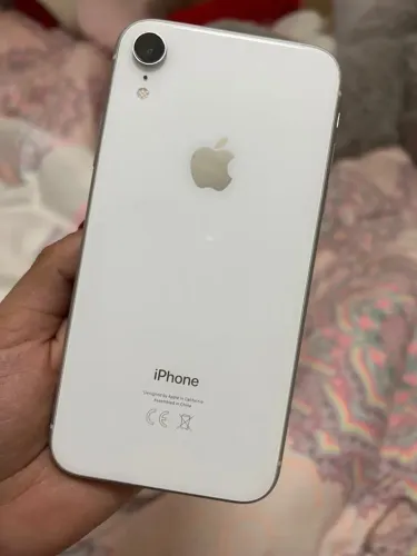 iPhone xr 64gb