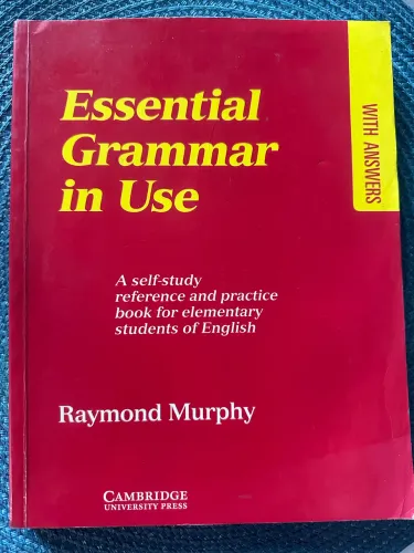 Livro ESSENTIAL GRAMMARL IN USE