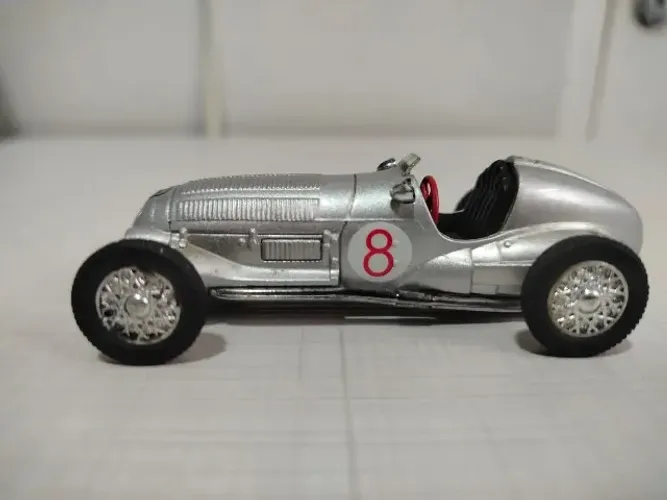 Miniatura Mercedes-benz W125 Grand Prix 1937 New Ray 1/43