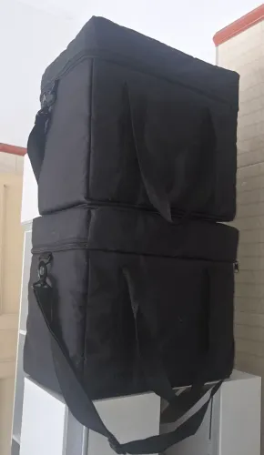 Bolsa Com caixa termica 20 litros nova