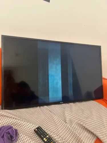 TV Samsung 43 com defeito