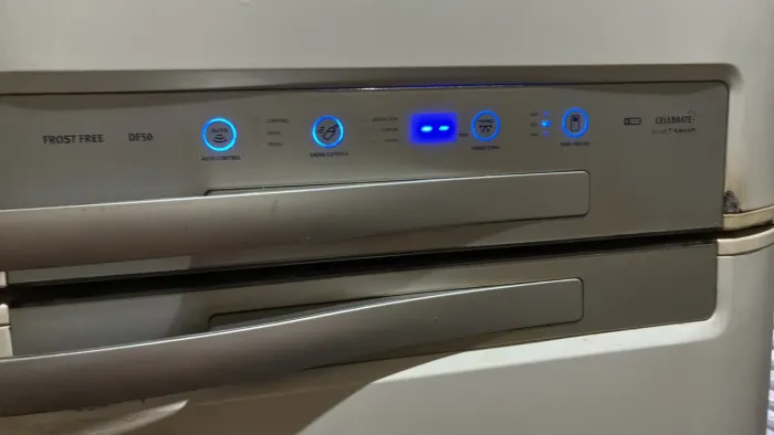 VENDE-SE GELADEIRA ELECTROLUX