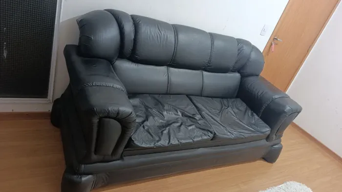 Sofá 3 lugares 