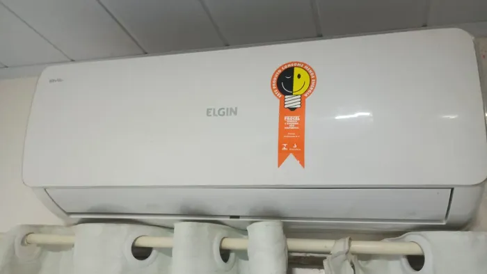 Vendo ar condicionado 9 mil