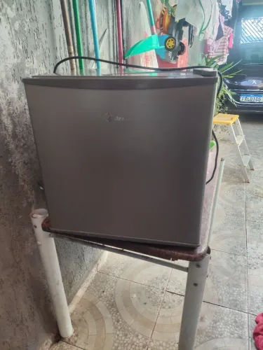 Frigobar Midea 45L
