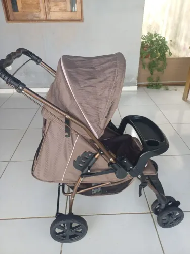 Carrinho de Bebê Galzerano Dobrável - Excelente Estado