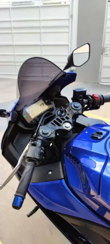 Yamaha R3 2023 com ABS