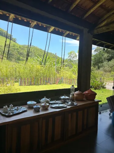 Vendo lindo sítio em Antônio Carlos praticamente na praça!