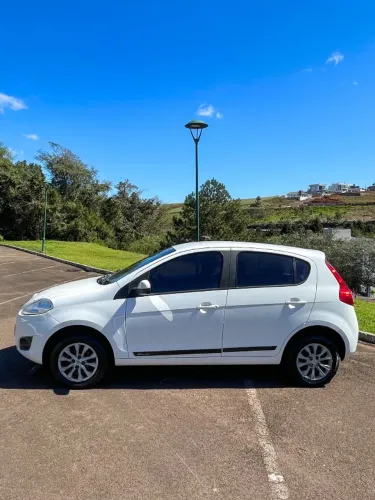 Fiat Palio Attractive 1.0 EVO Fire Flex 8V 5P 2015