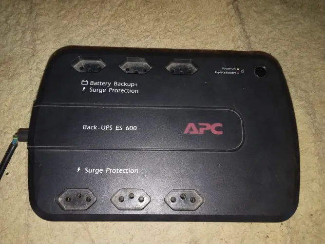 Nobreak APC 600va