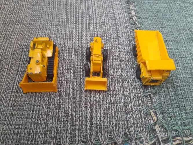 Lote 3 Miniaturas Maisto Amarelas - Veículos de Construção