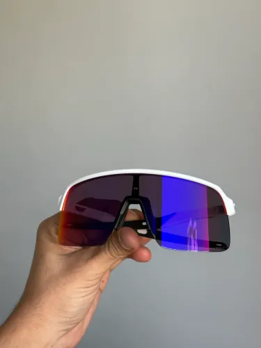 óculos de sol oakley espelhado branco